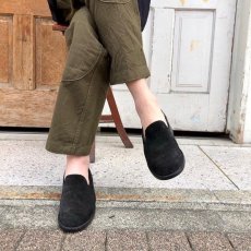 画像2: 2120 Handcrafted Black Suede Loafers size8 (2)