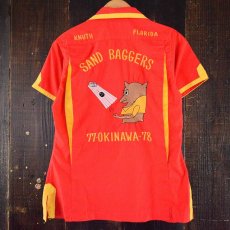 画像2: 【SALE】 VINTAGE "SAND BAGGERS 77-OKINAWA-78" 開襟ボーリングシャツ (2)