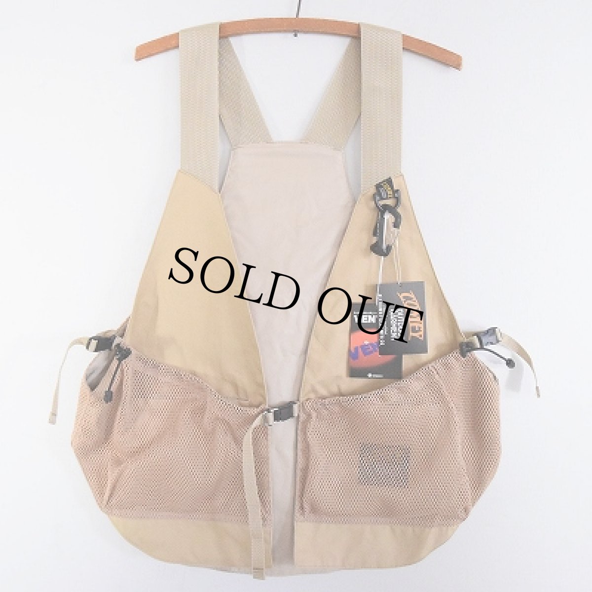 画像1: COMFY OUTDOOR GARMENT "DUAL PURPOSE VEST" BEIGE 【M】 (1)