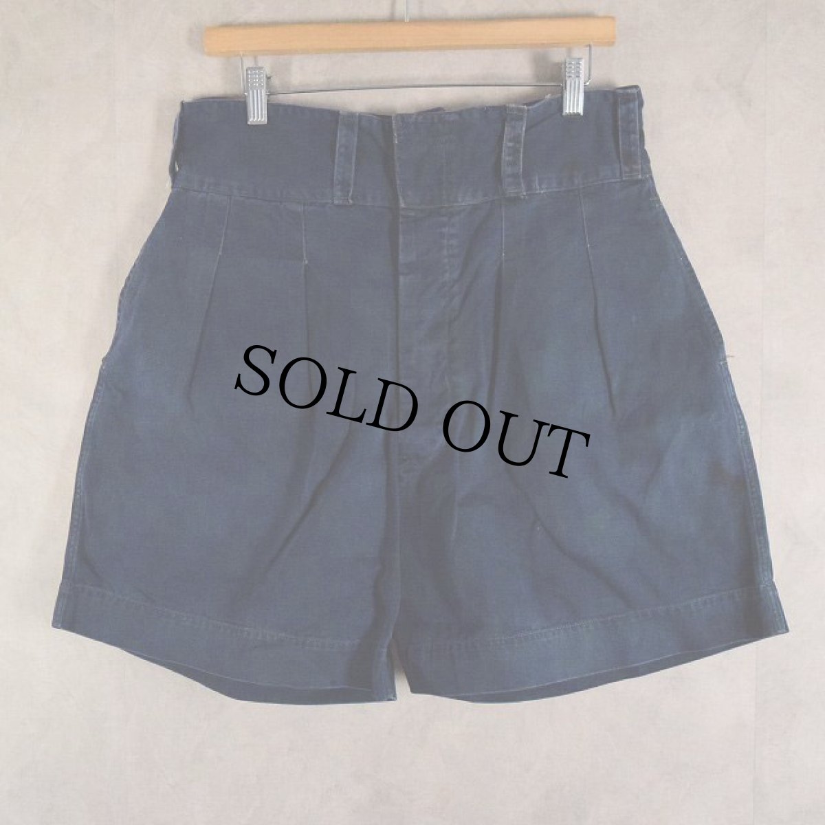 画像1: 40's ROYAL CANADIAN NAVY ドリルショーツ W34 (1)