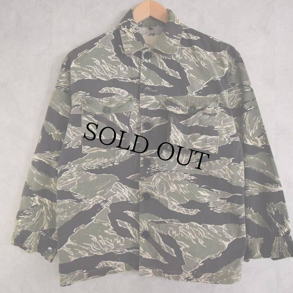 画像1: 60's Tiger Camo Shirts (1)