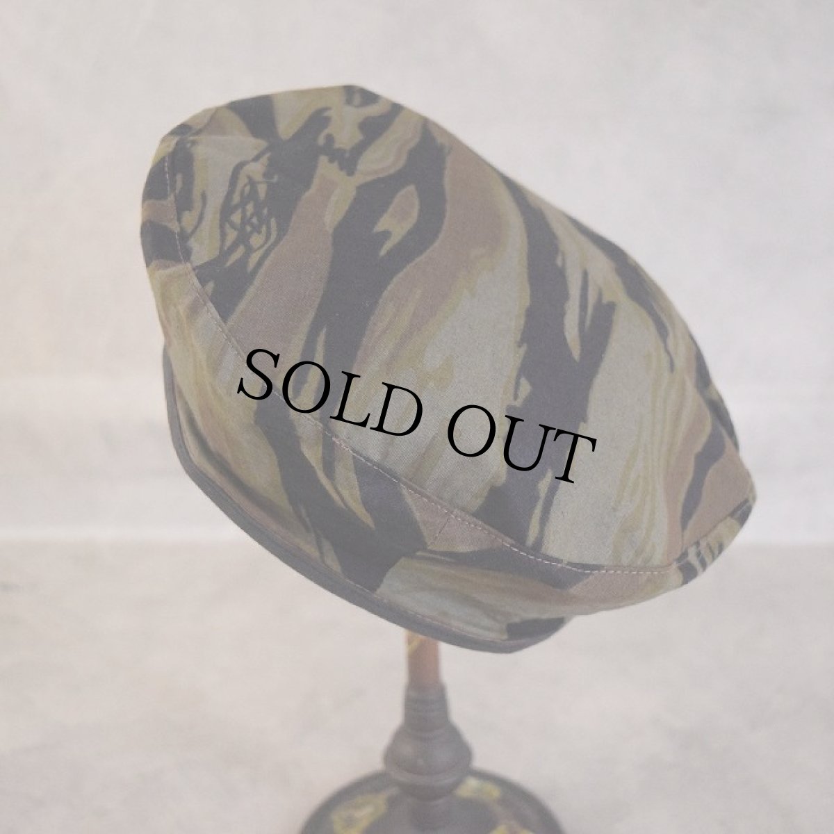 画像1: VINTAGE Tiger Camo Beret (1)