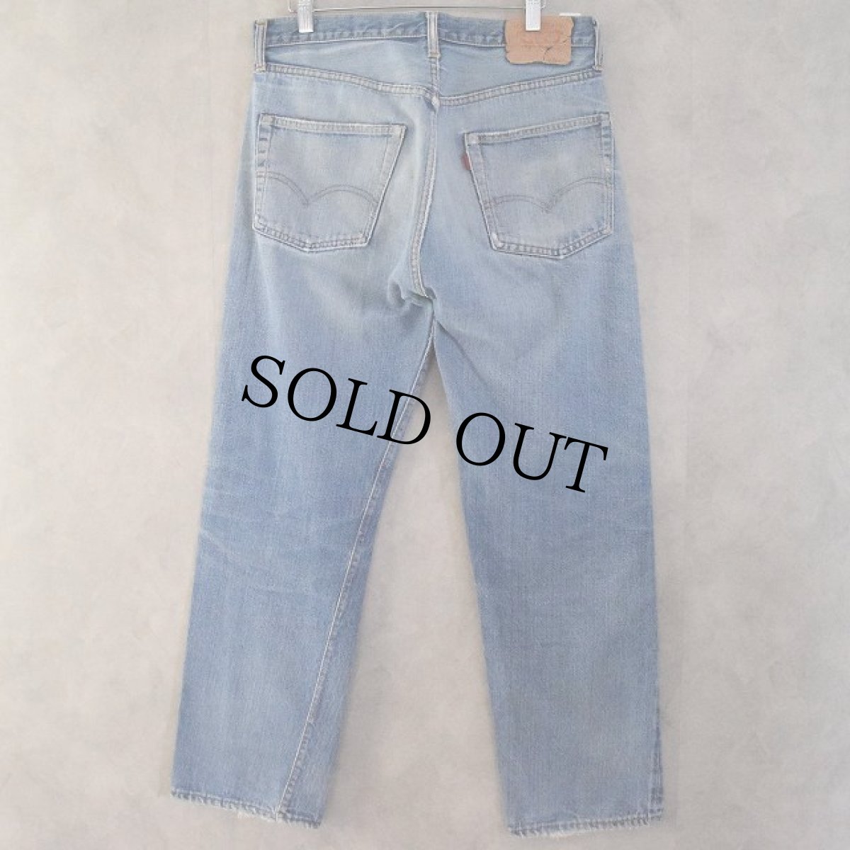 画像5: 60〜70's LEVI'S 501 BIGE デニムパンツ W32 (5)