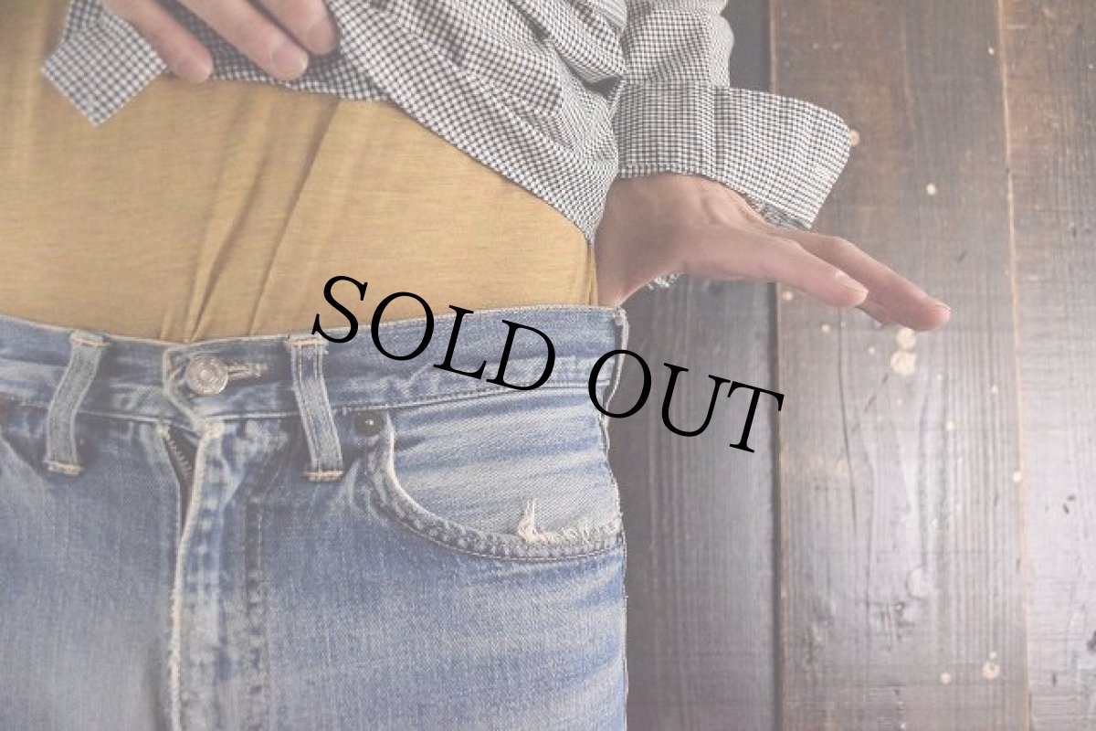 画像7: 60's LEVI'S 502 BIGE デニムパンツ W30 (7)