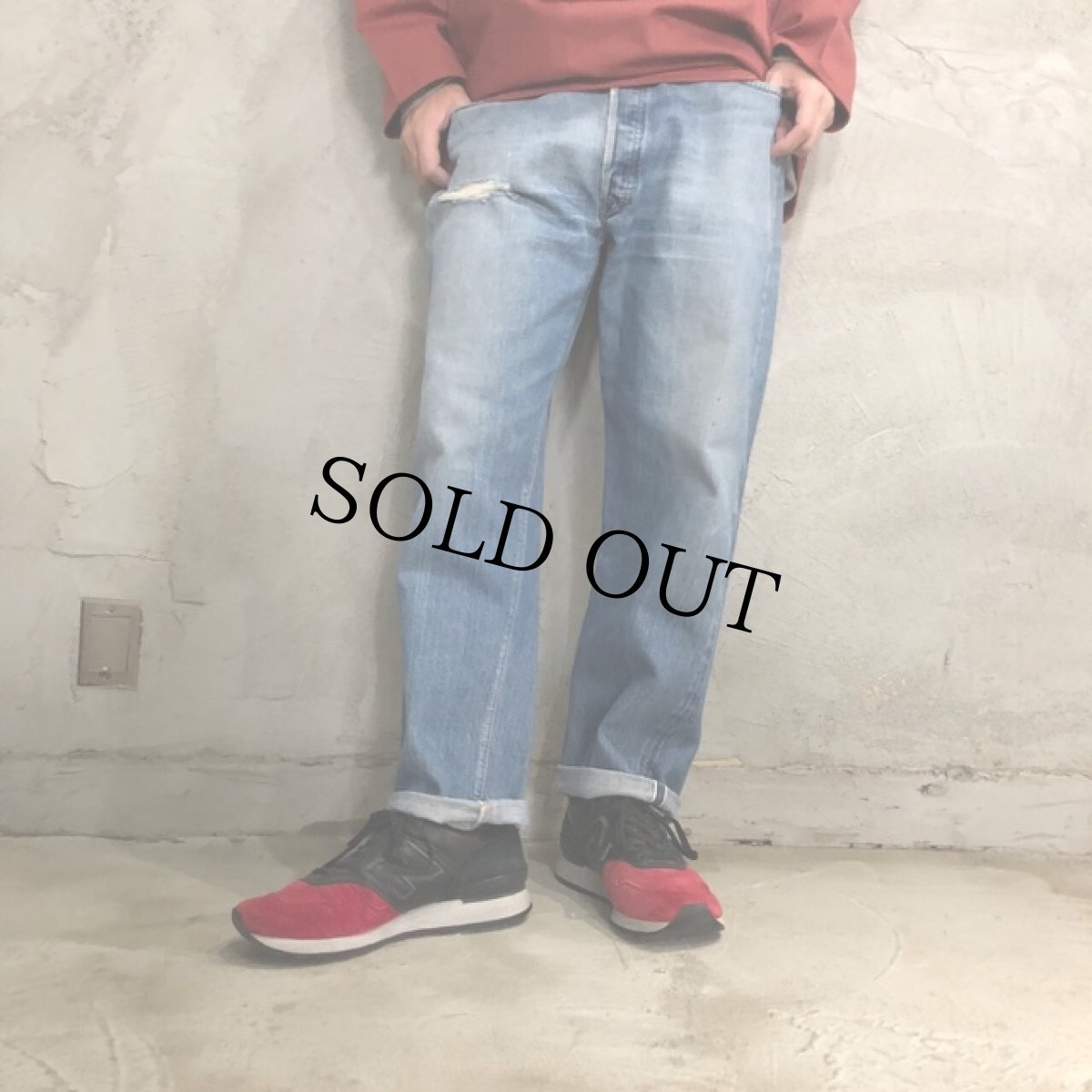 画像1: 60〜70's LEVI'S 501 BIGE デニムパンツ W36 (1)