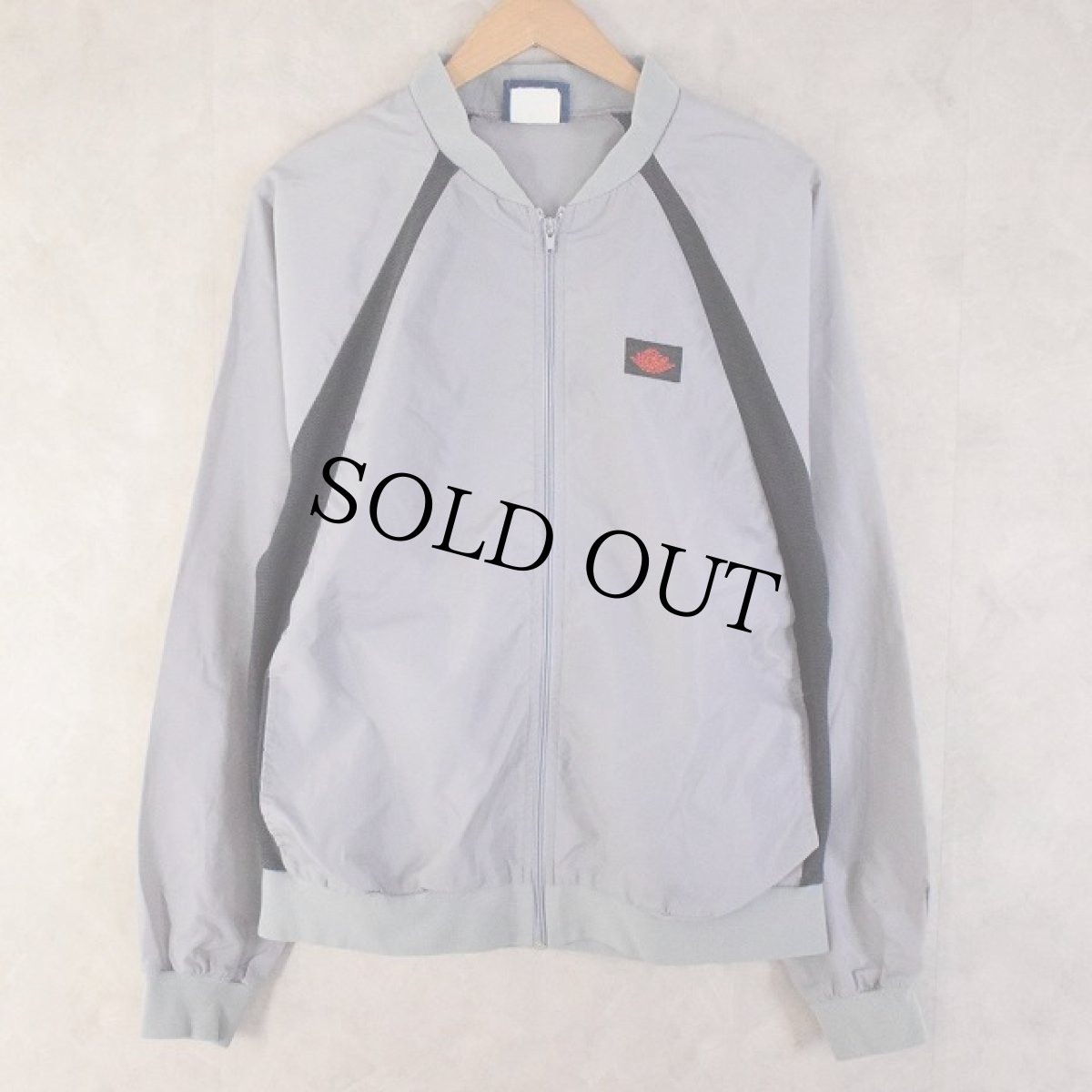 画像1: 80's NIKE 紺タグ "AIRJORDAN" Nylon Jacket L (1)