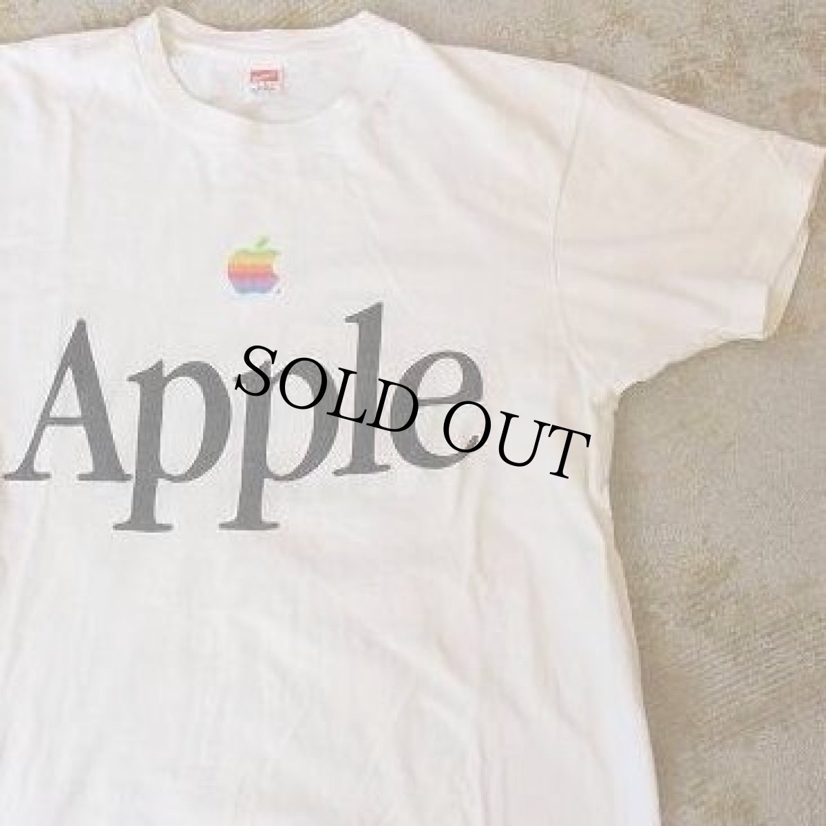 画像1: 80's Apple USA製 "Apple" レインボーロゴTシャツ L (1)