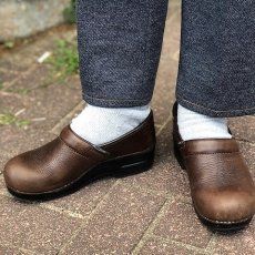 画像1: Dansko PROFESSIONAL サボ BROWN 41 (1)