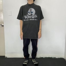 画像2: 【SALE】 90's STONE COLD USA製 "YOU GOT A PROBLEM SON ?!" スカルプリント プロレスTシャツ XL (2)