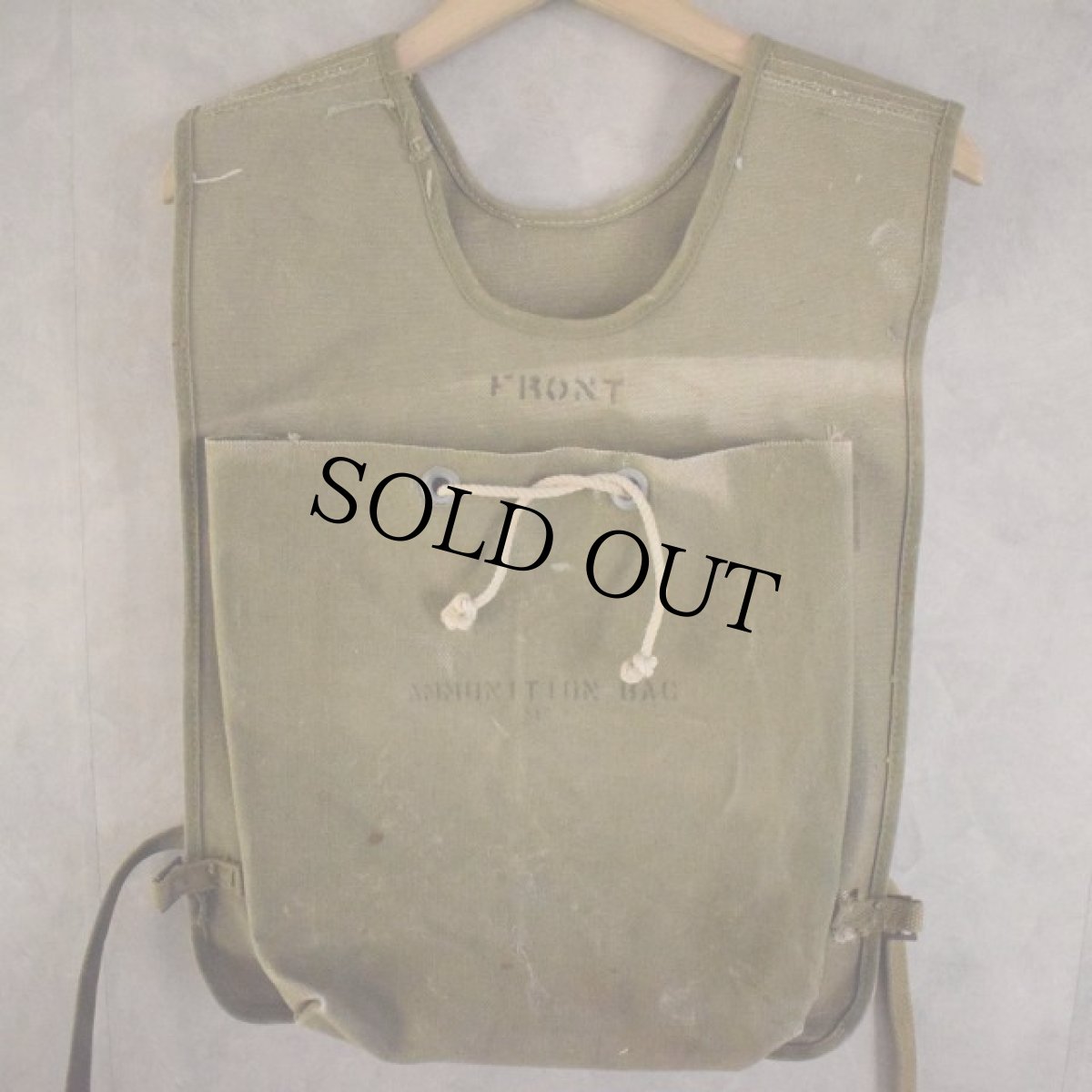 画像1: 40's WWII U.S.ARMY Ammunition Carrying Bag M2 (1)