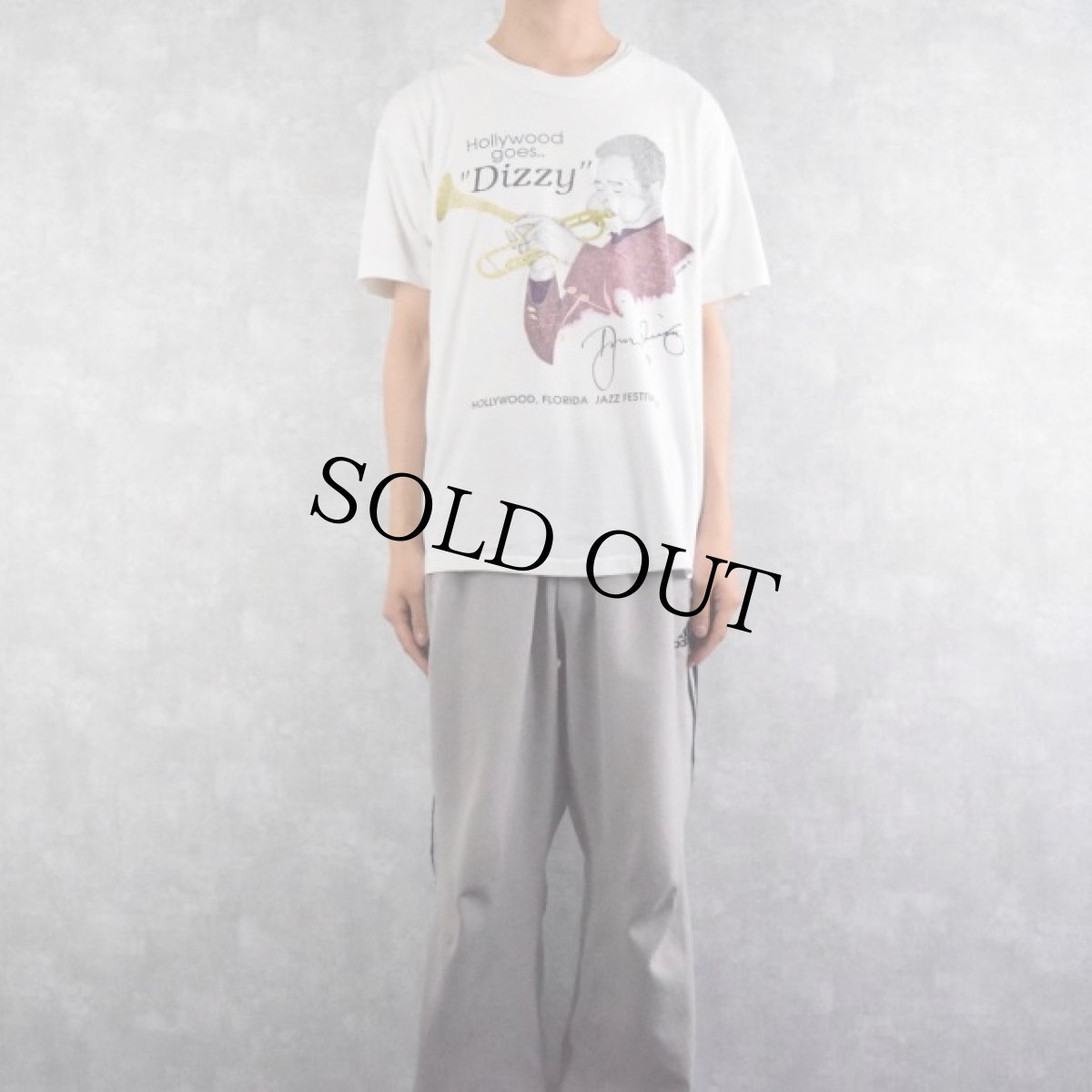 画像2: 90's USA製 Dizzy Gillespie "Dizzy Goes Hollywood" ジャズミュージシャンTシャツ XL (2)