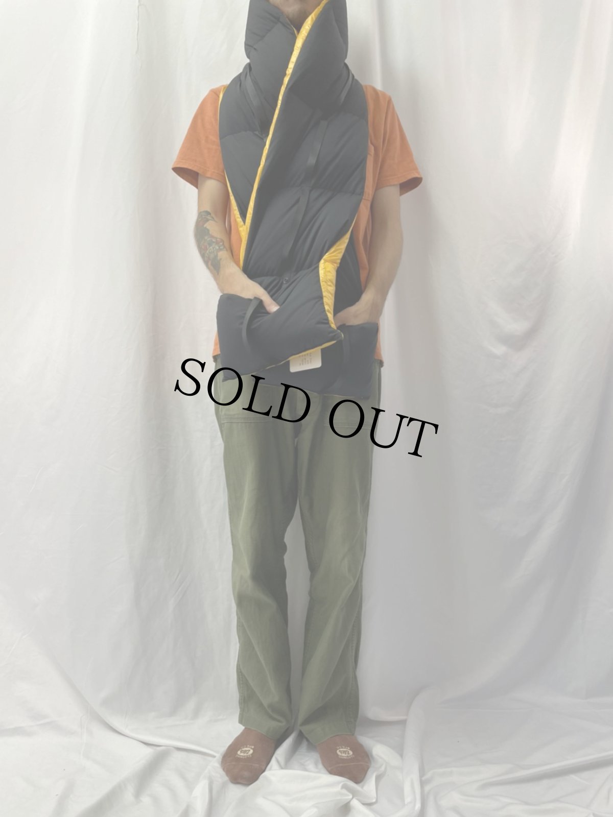 画像5: 【SALE】  2021AW COMFY OUTDOOR GARMENT "DOWN MUFFLER" BLACK (5)