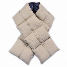 画像1: 2021AW COMFY OUTDOOR GARMENT "DOWN MUFFLER" BEIGE (1)