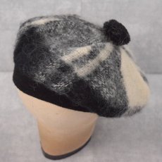 画像1: ポンポン付き モヘアニットベレー帽 (1)