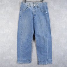 画像2: 2000's LEVI'S RED 立体裁断 デニムパンツ W32 (2)