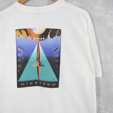 画像1: 2000's NIKE USA製 "NIKETOWN" プリントTシャツ L (1)