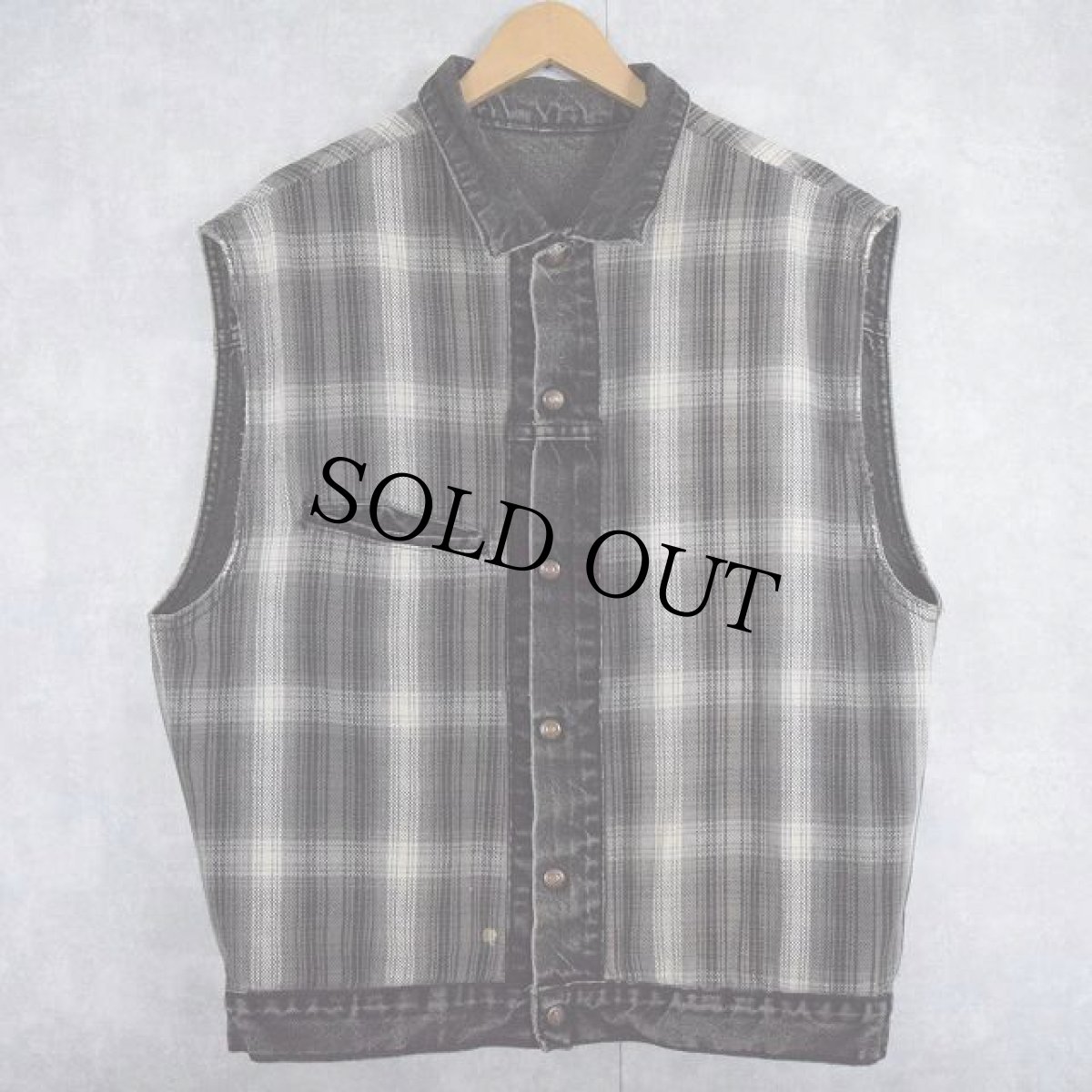 画像2: 90's Levi's 70594 USA製 リバーシブル ブラックデニムベスト (2)