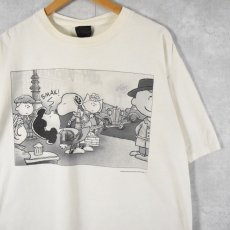 画像1: 90's SNOOPY USA製 "ロベール・ドアノー パリ市庁舎前のキス" キャラクターパロディプリントTシャツ XL (1)