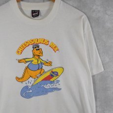 画像1: 【SALE】90's CHEESASAURUS REX USA製 恐竜キャラクターTシャツ XL (1)