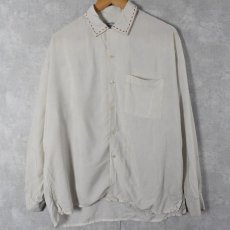 画像1: 50〜60's FRANCE製 毛糸刺繍 オープンカラーシャツ (1)