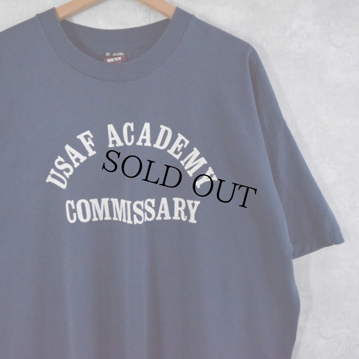 画像1: 90's USAF ACADEMY COMMISSARY カレッジプリントTシャツ XXL (1)