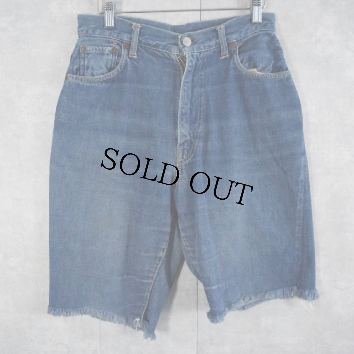 画像1: 50's LEVI'S 701XX カットオフデニムパンツ W29 (1)