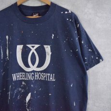 画像1: 90's USA製 "WHEELING HOSPITAL" ペンキペイント プリントTシャツ XL (1)