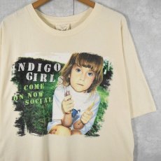 画像1: 90's INDIGO GIRLS "COME ON NOW SOCIAL" フォークロックデュオ Tシャツ XL (1)