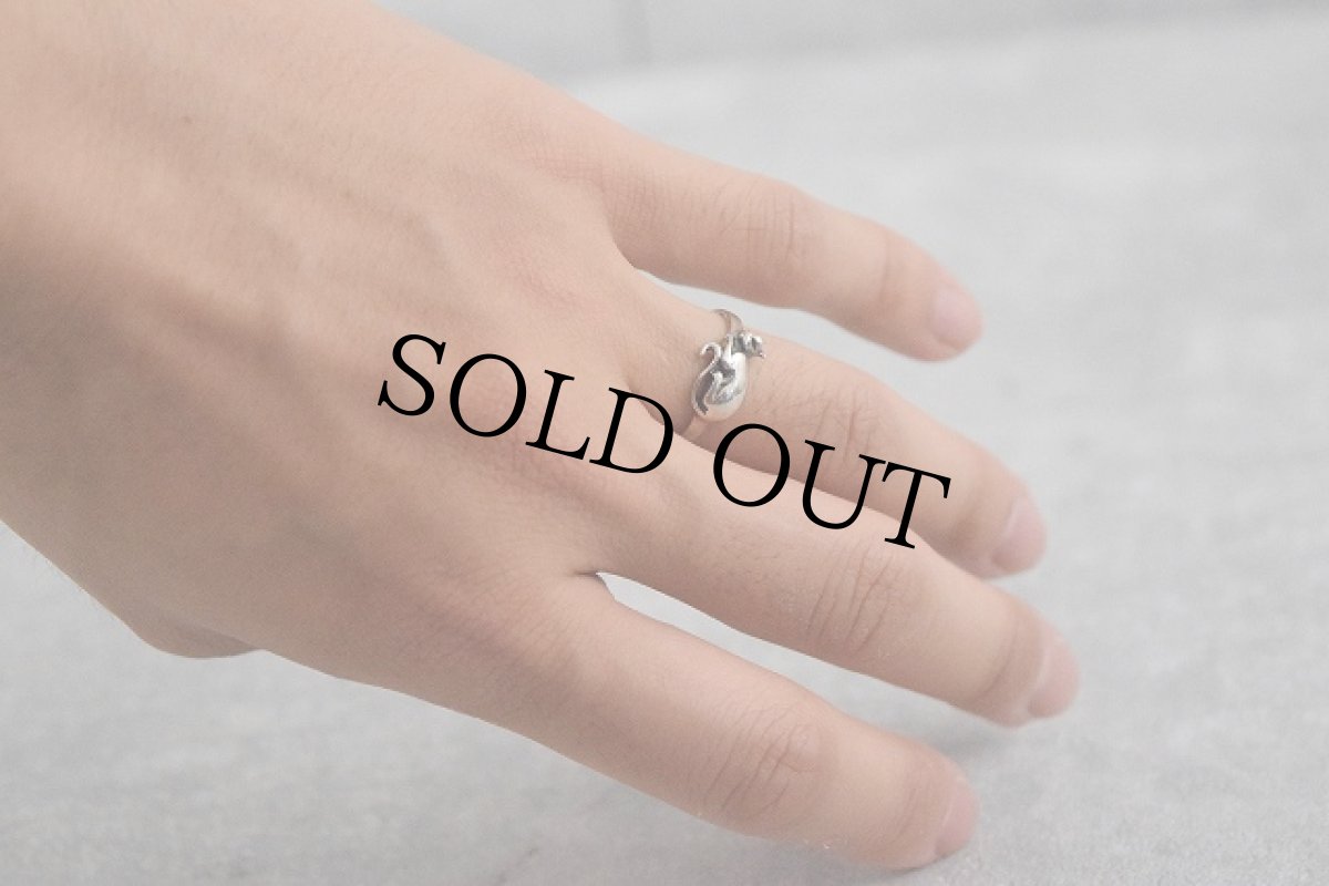 画像2: シルバー925 "猫" アニマルモチーフリング 15号 (2)