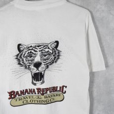 画像1: 90's BANANA REPUBLIC "TRAVEL & SAFARI CLOTHING" タイガープリントTシャツ (1)