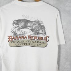 画像1: 90's BANANA REPUBLIC "TRAVEL&SAFARI CLOTHING" タイガープリント ポケットTシャツ (1)