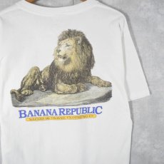 画像1: 90's BANANA REPUBLIC USA製 "SAFARI & TRAVEL CLOTHING" ライオンプリント ポケットTシャツ L (1)