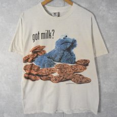 画像1: 90's COOKIE MONSTER "got milk" キャラクタープリント Tシャツ L (1)