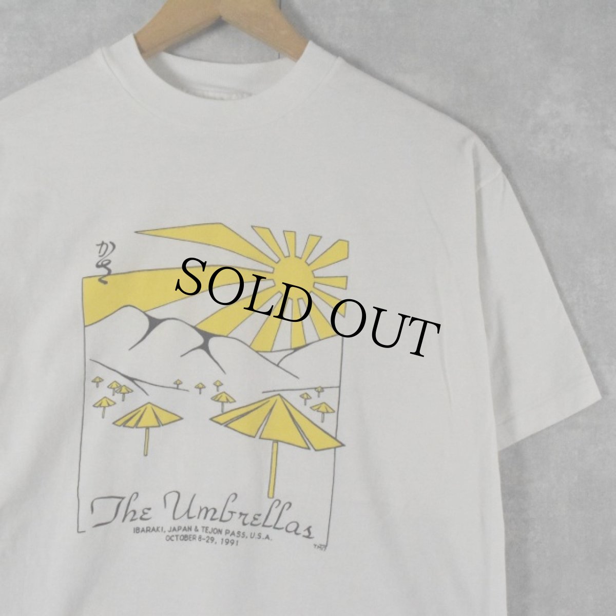 画像1: 1991 Christo & Jeanne-Claude "The Umbrellas" アートプロジェクトイラストTシャツ M (1)