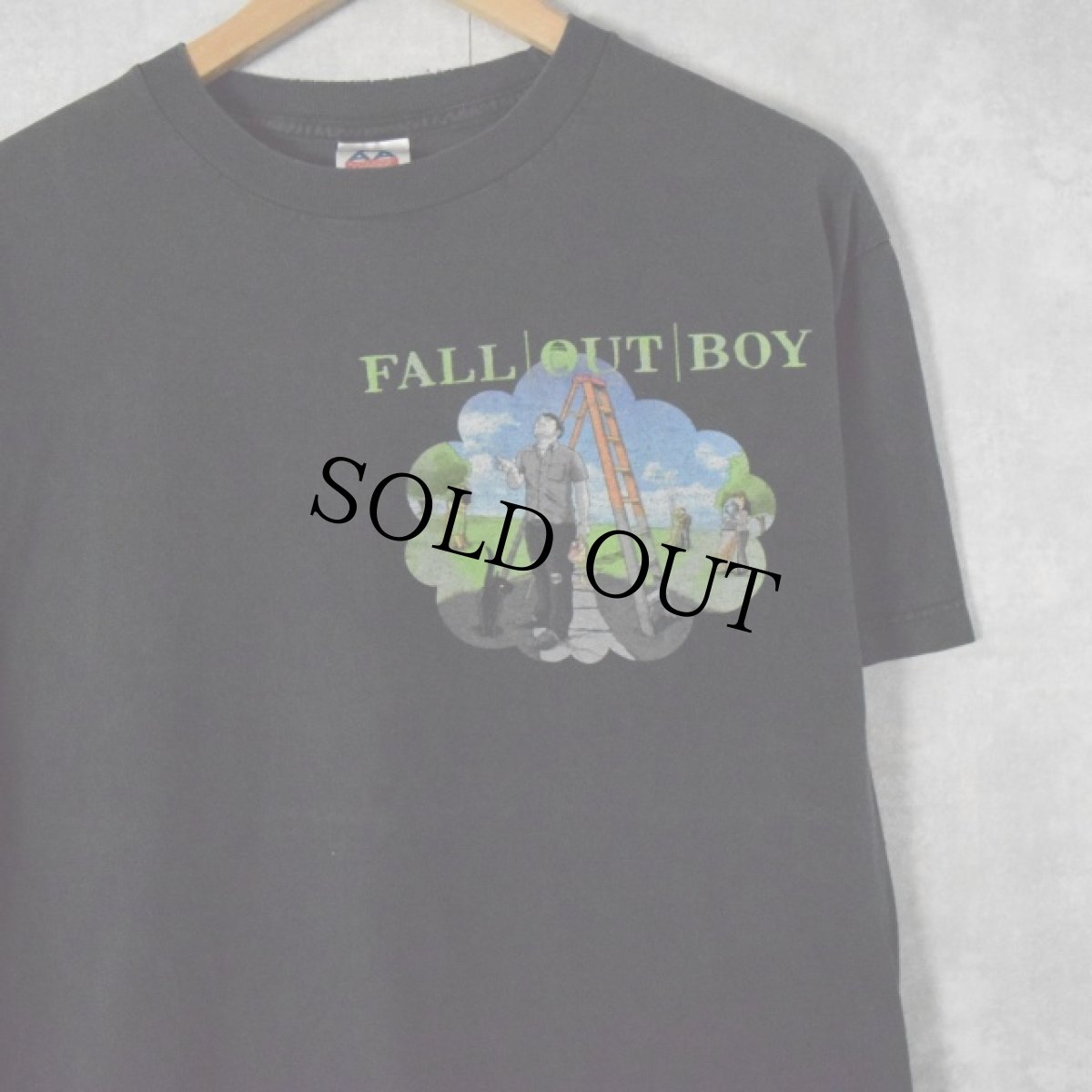 画像1: FALL OUT BOY "Black Clouds & Underdogs Tour" ロックバンドツアーTシャツ L (1)