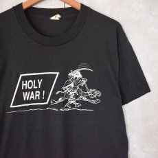 画像1: 80's USA製 "HOLY WAR" イラストプリントTシャツ L (1)