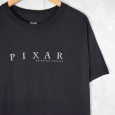 画像1: PIXAR ANIMATION STUDIO 企業ロゴプリントTシャツ M (1)