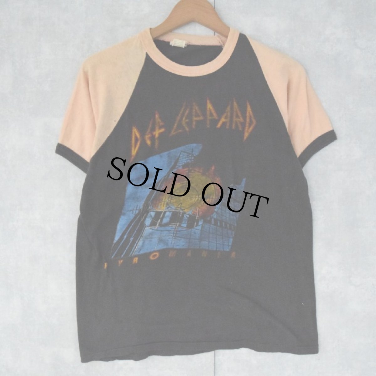 画像1: 80's DEF LEPPARD PAKSTAN製 パキ綿 ロックバンド ラグランTシャツ M (1)