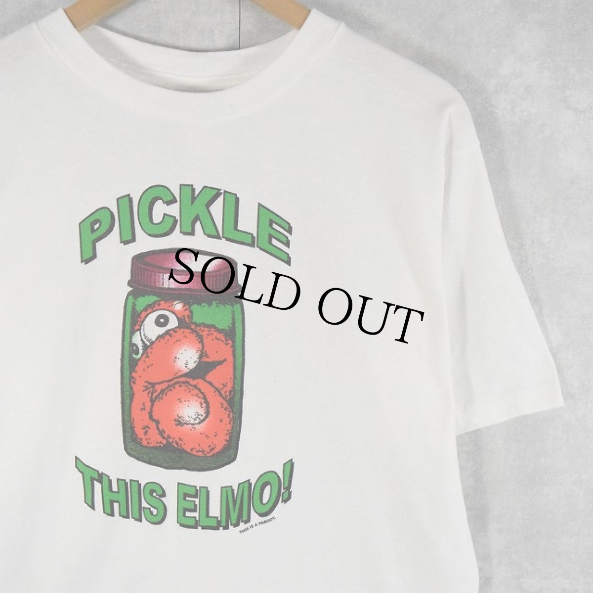 画像1: 90's USA製 "PICKLE THIS ELMO" キャラクターパロディプリントTシャツ L (1)