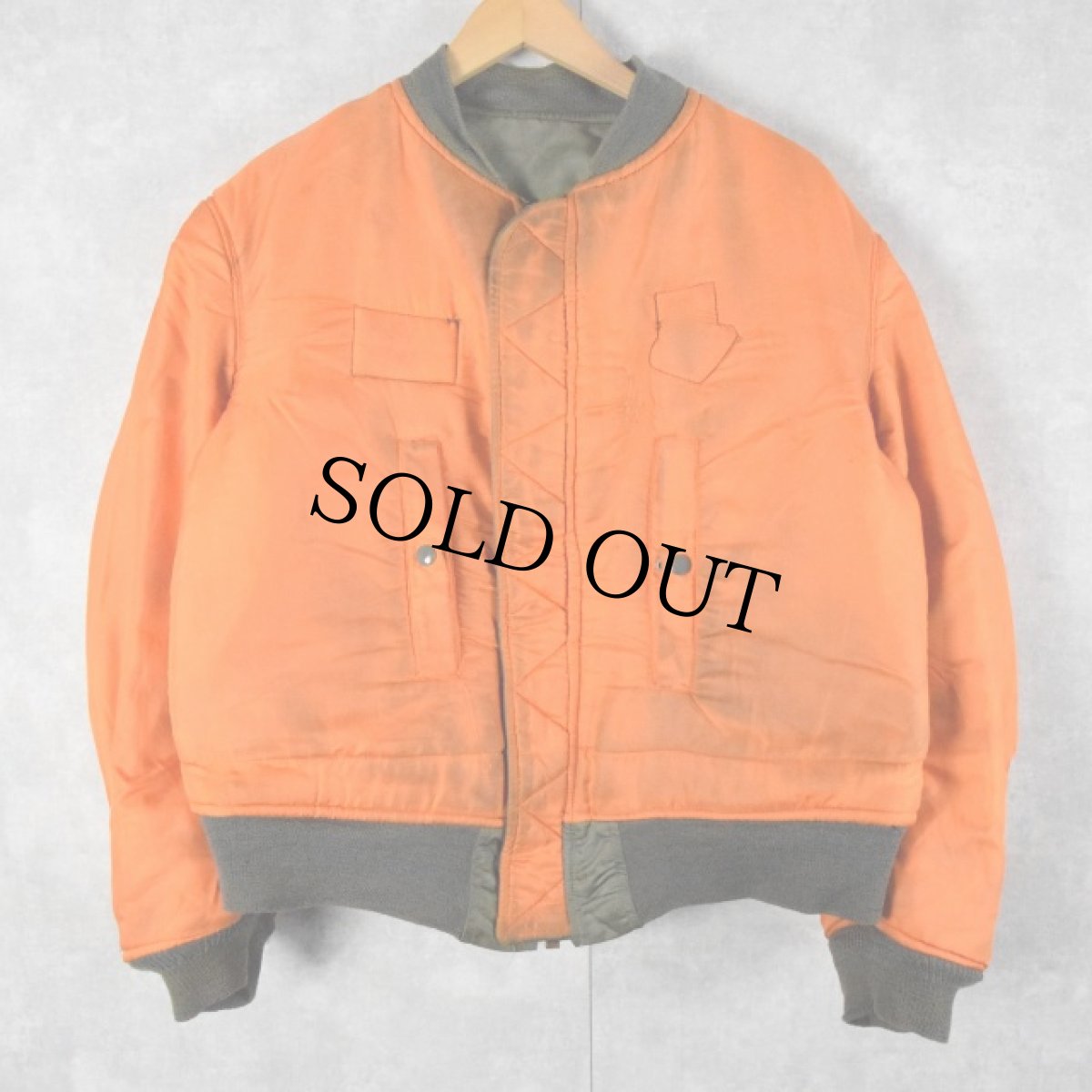 画像2: 70's U.S.AIR FORCE "MA-1 E-TYPE" フライングジャケット LARGE (2)