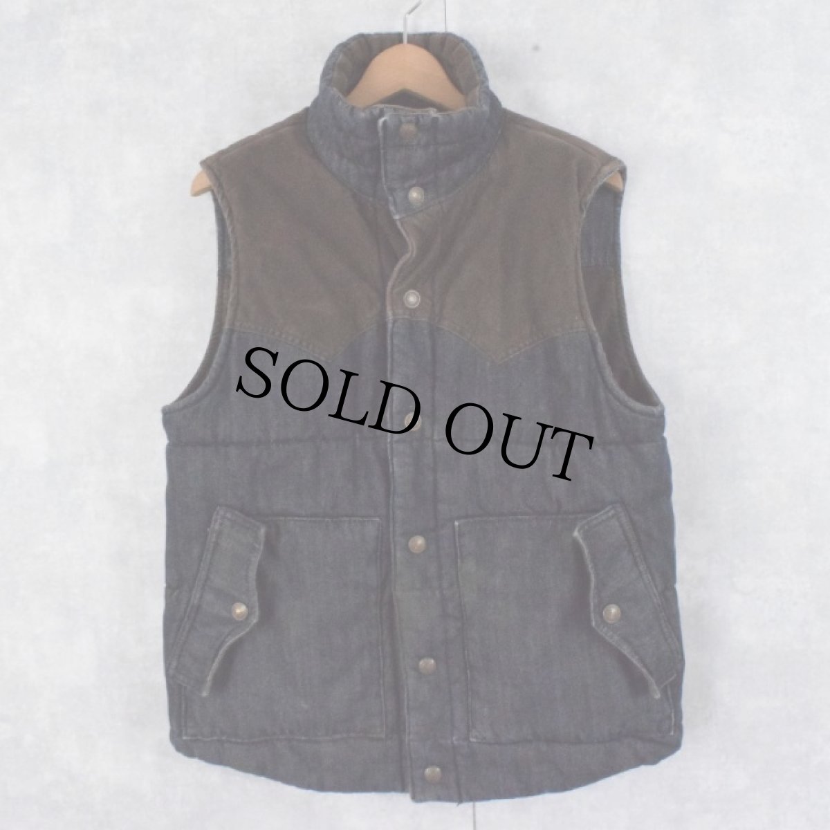 画像2: Levi's リバーシブル 中綿入り ウエスタンヨーク コーデュロイ切り替えベスト M (2)