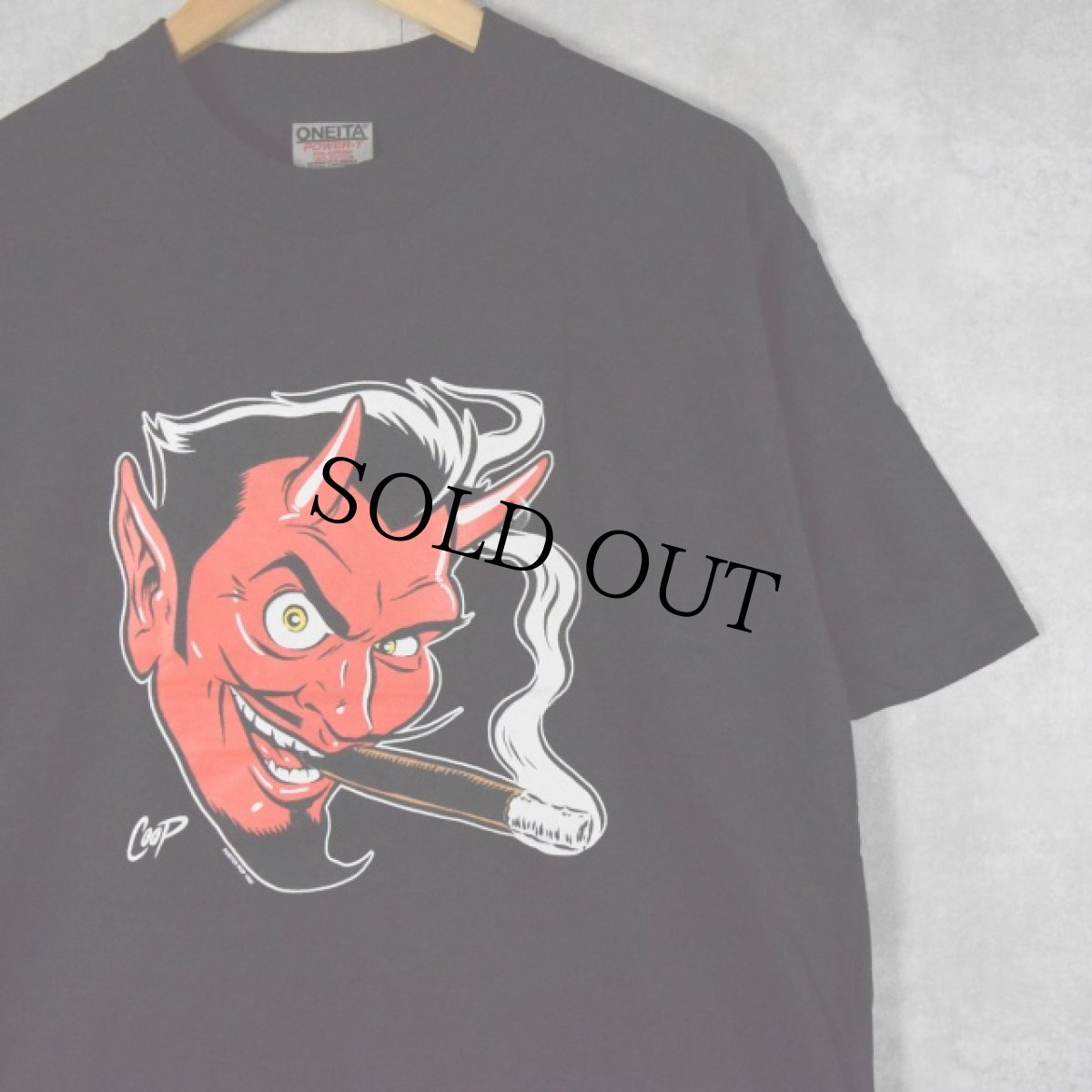 画像1: 90's COOP USA製 "レッドデビル" プリントTシャツ BLACK L (1)