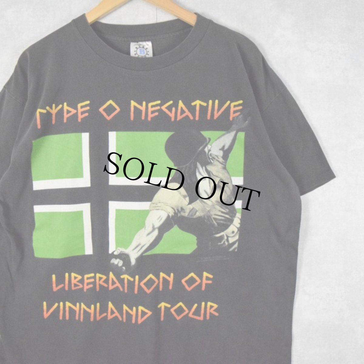 画像1: 90's TYPE O NEGATIVE USA製 "LIBERATION OF VINNLAND TOUR" ゴシック・バンドツアーTシャツ XL (1)