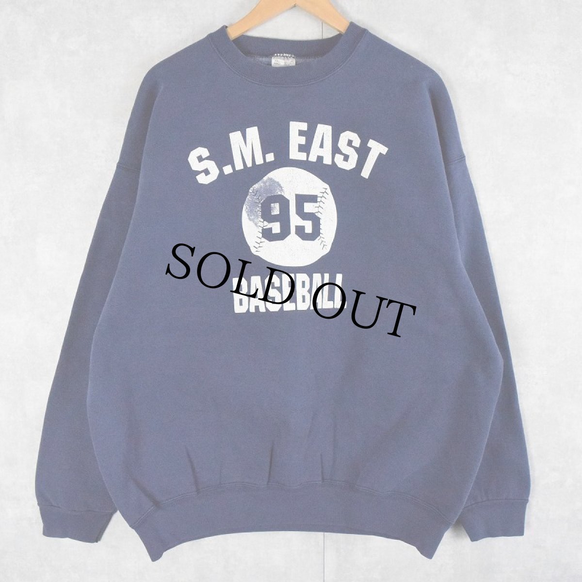 画像1: 90's FRUIT OF THE LOOM USA製 "S.M.EAST BASEBALL" プリントスウェット XXL (1)