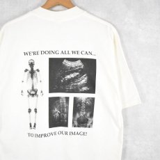 画像1: 90's USA製 "WE'RE DOING ALL WE CAN..." レントゲンプリントTシャツ L (1)