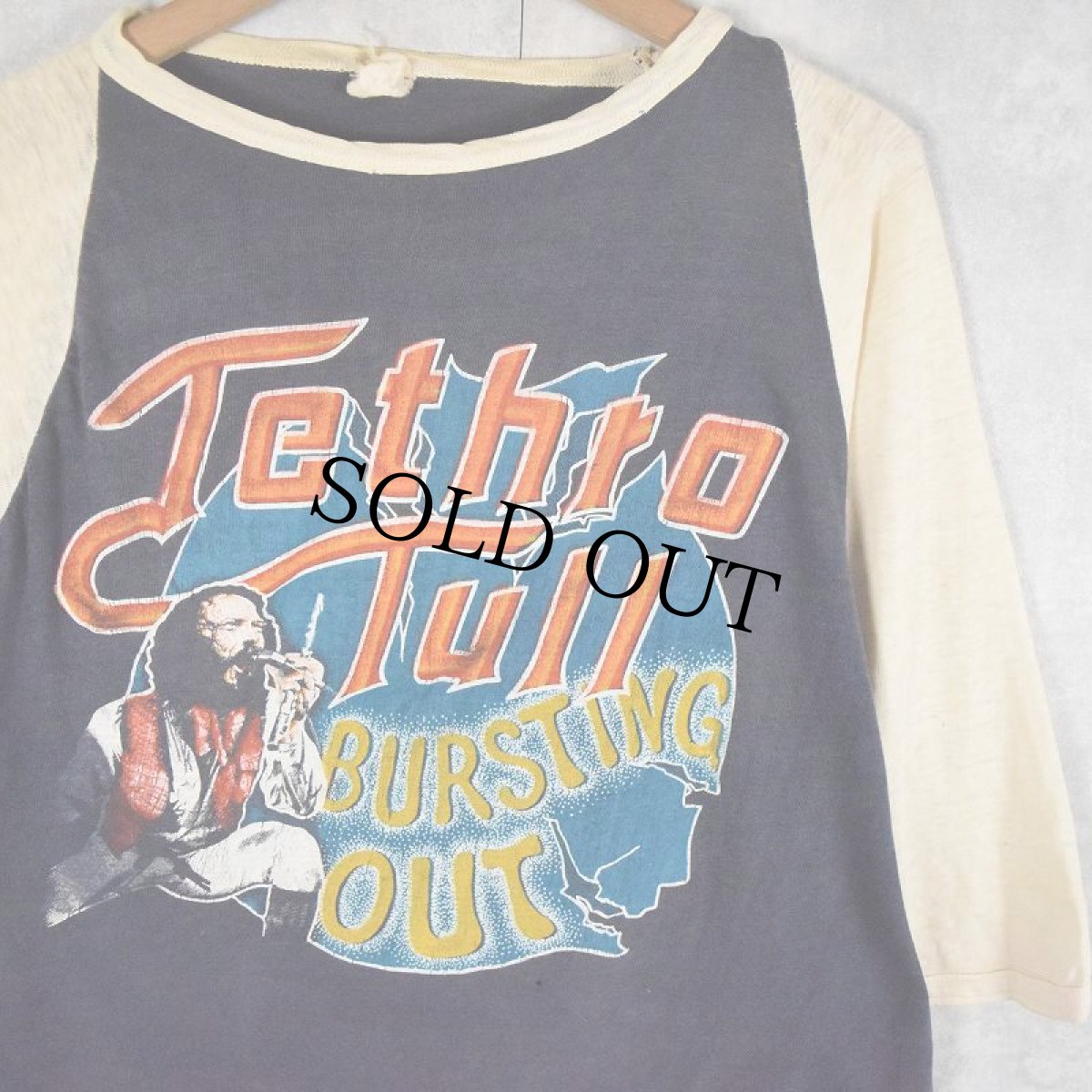 画像1: 70's Jethro Tull "BURSTING OUT" ロックバンド ラグランTシャツ (1)