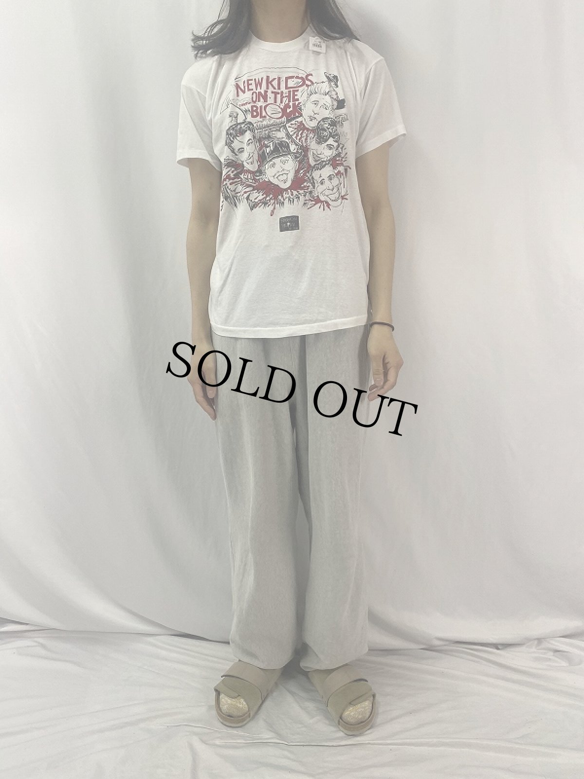 画像2: 80's FASHION VICTIM USA製 "NEW KIDS ON THE BLOCK" ボーイバンドプリントTシャツ XL (2)