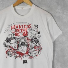画像1: 80's FASHION VICTIM USA製 "NEW KIDS ON THE BLOCK" ボーイバンドプリントTシャツ XL (1)