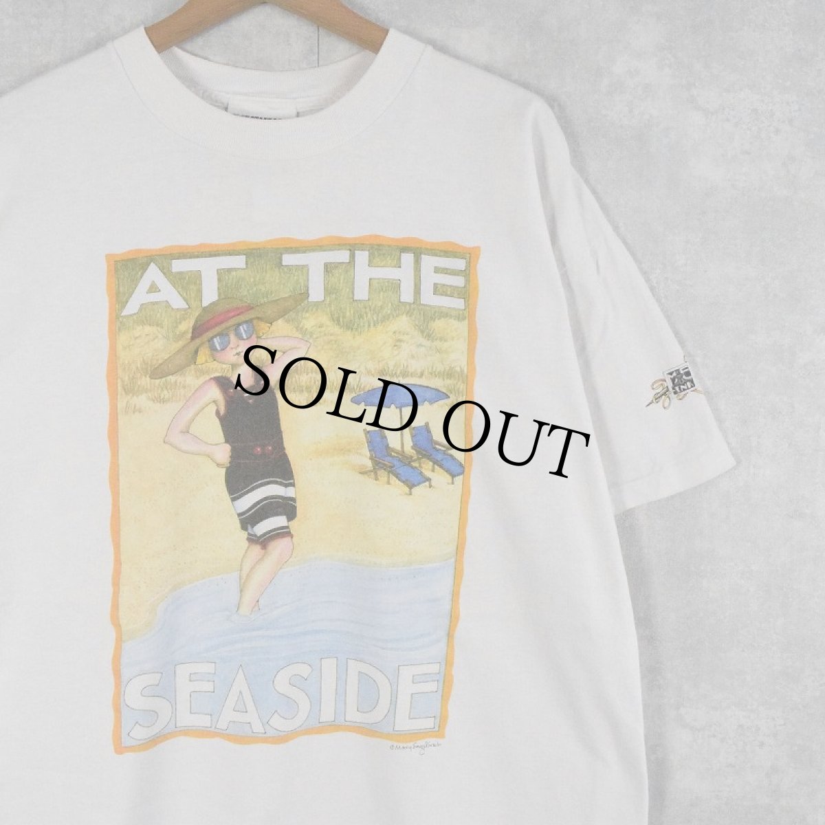 画像1: 【SALE】 90's Mary Engelbreit USA製 "AT THE SEASIDE" イラストTシャツ (1)