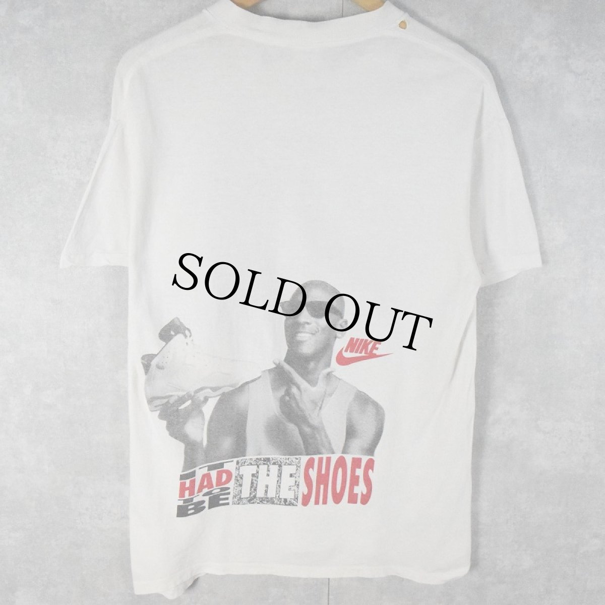 画像2: 90's NIKE USA製 "IT'S GOTTA BE DA SHOES" MICHAEL JORDAN & SPIKE LEE プリントTシャツ M (2)